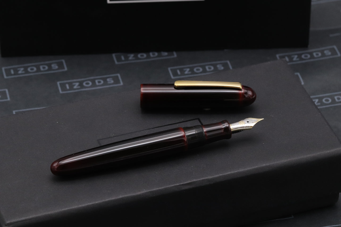 Nakaya Portable Cigar Aka-Tamenuri Fountain Pen - Broad 'Nakata' Nib