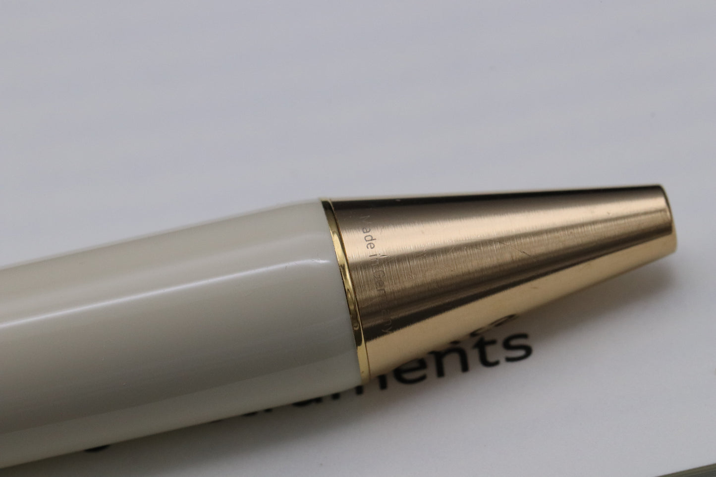 Montblanc Heritage Rouge et Noir Baby Ivory-Resin Ballpoint Pen