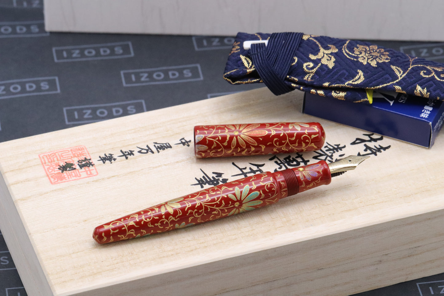 Nakaya Nakai-ai Cigar Chinkin Palmet Shu Colourful Lines Fountain Pen - Nakata Nib