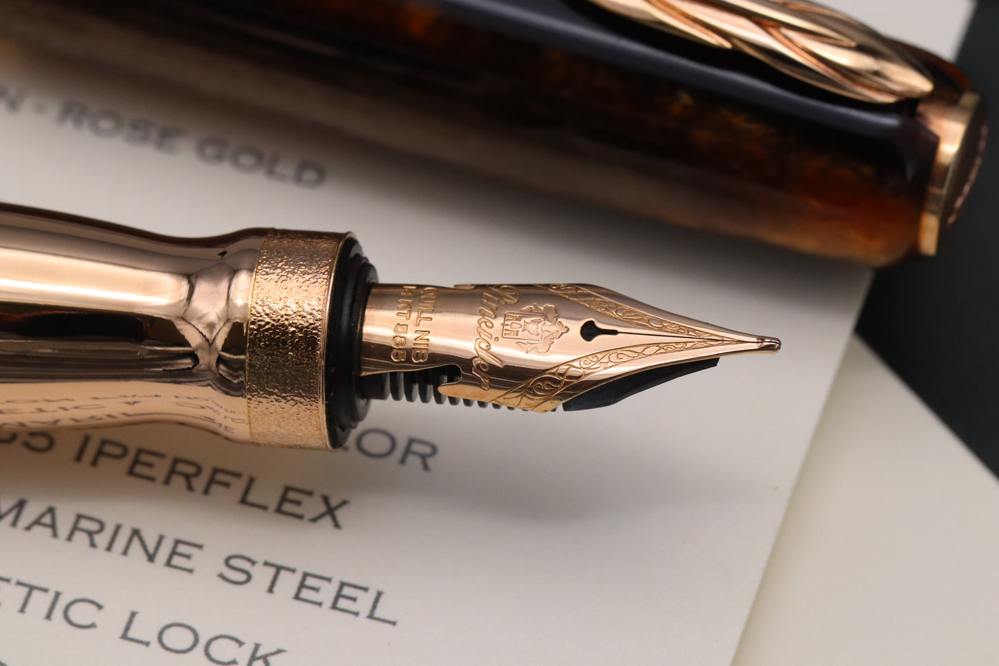 Pineider La Grande Bellezza Arco Oak LE28 Rose Gold Fountain Pen