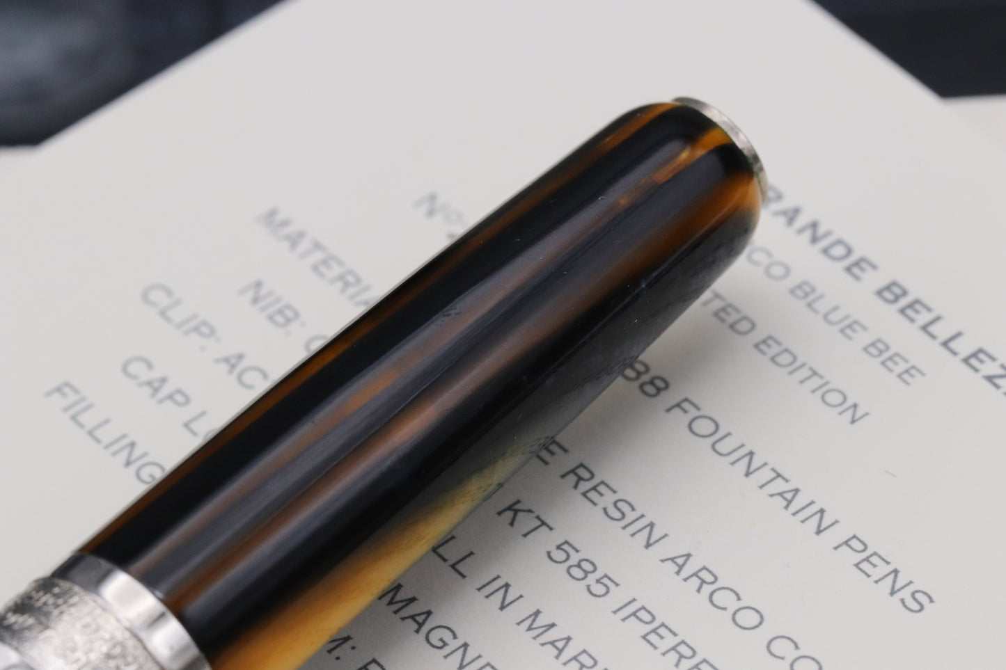 Pineider La Grande Bellezza Arco Blue Bee LE888 Fountain Pen