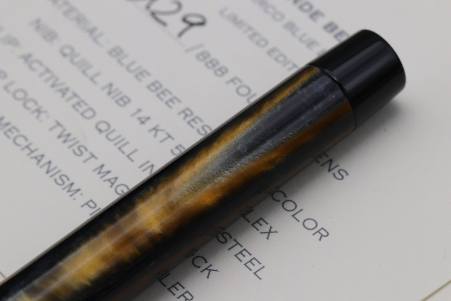 Pineider La Grande Bellezza Arco Blue Bee LE888 Fountain Pen
