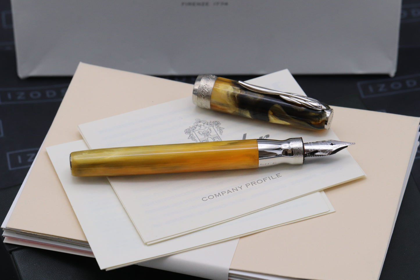 Pineider La Grande Bellezza Gemstones Tigers Eye Fountain Pen - Fine Nib