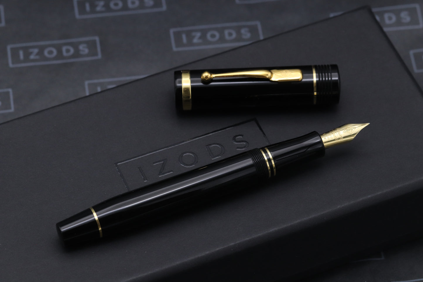 Conway Stewart Churchill Black Fountain Pen