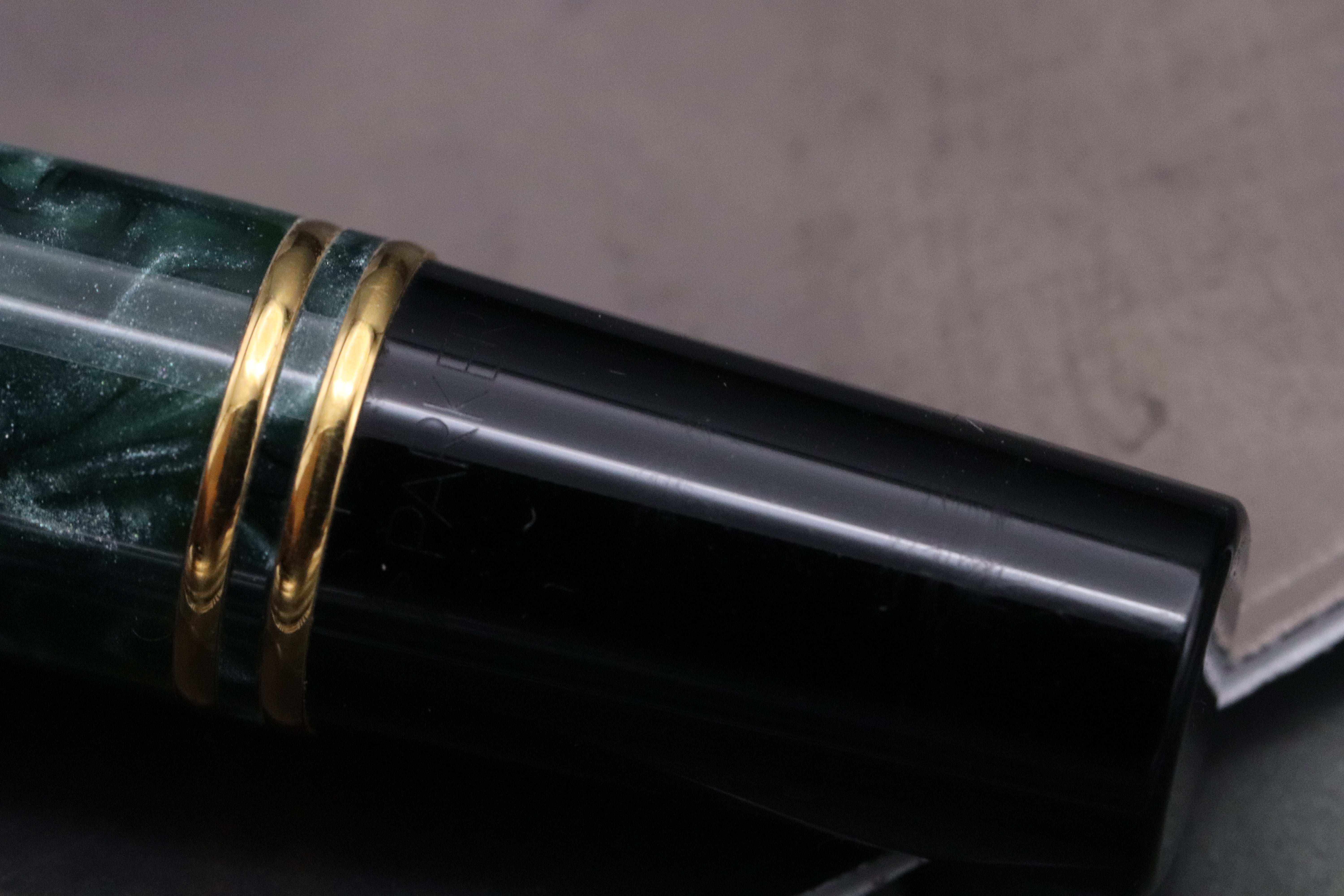 Parker Duofold International MKI Green Marble Fountain Pen