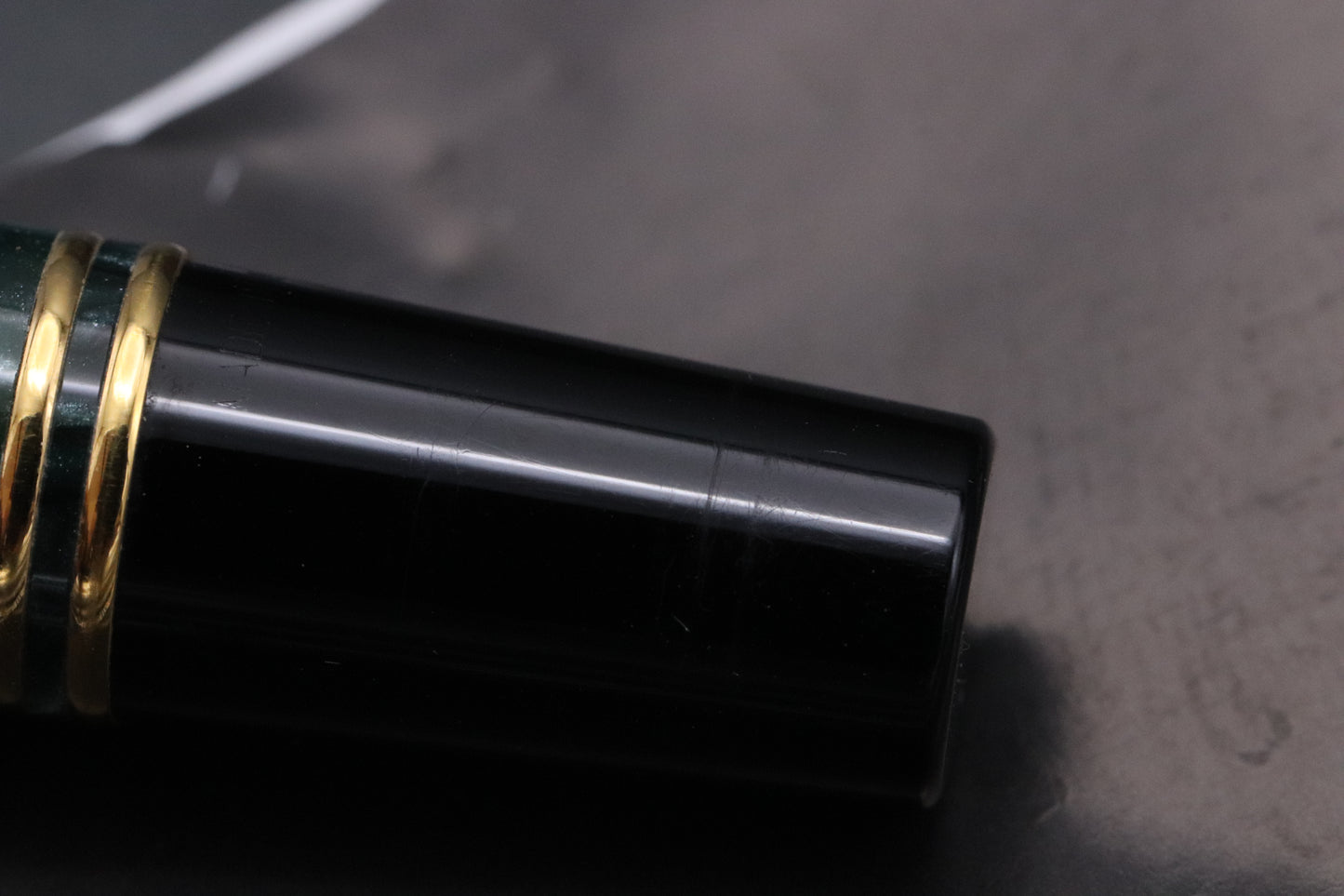 Parker Duofold International MKI Green Marble Fountain Pen - Oblique Medium Nib