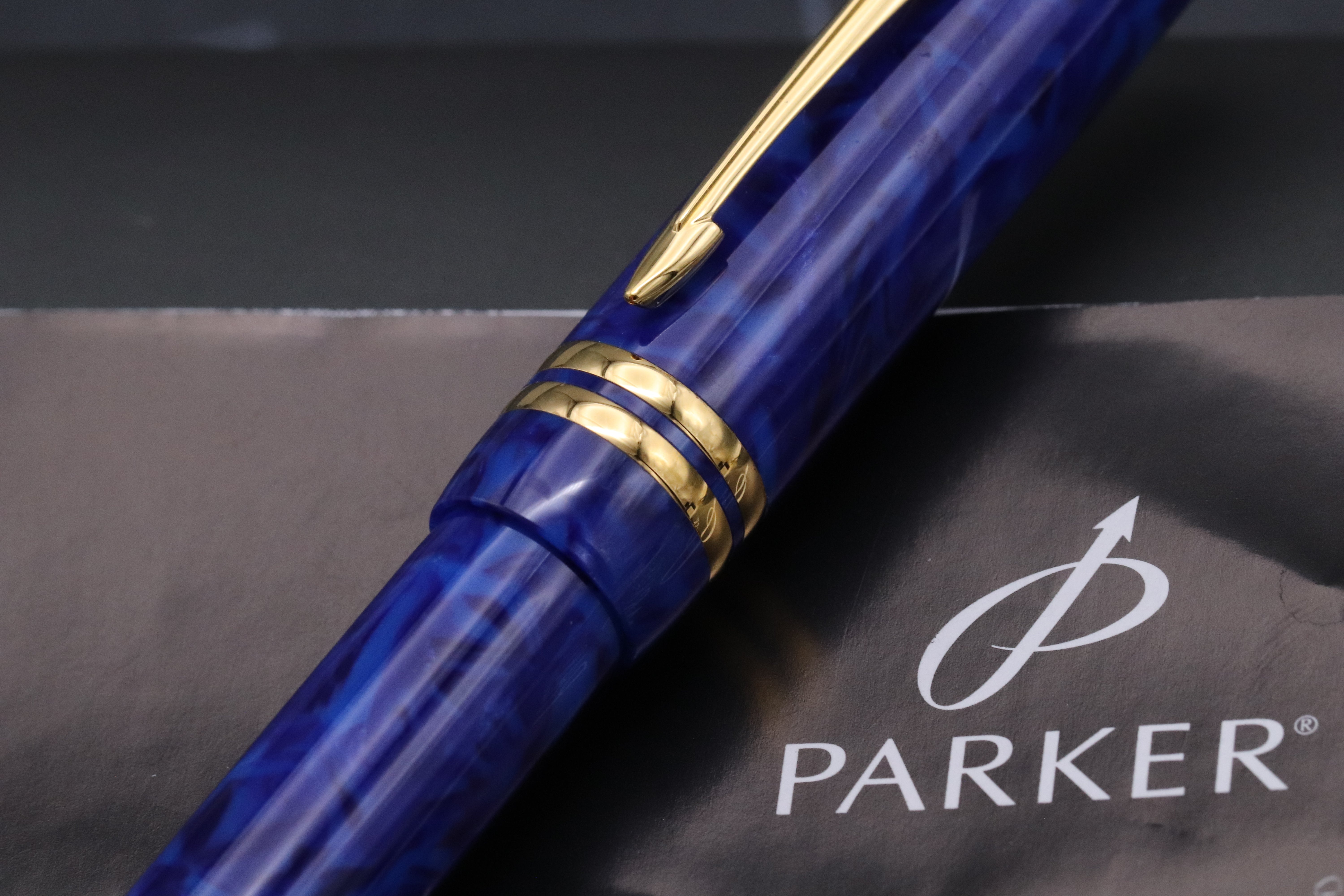Parker Duofold International Blue Lapis Fountain Pen – IZODS