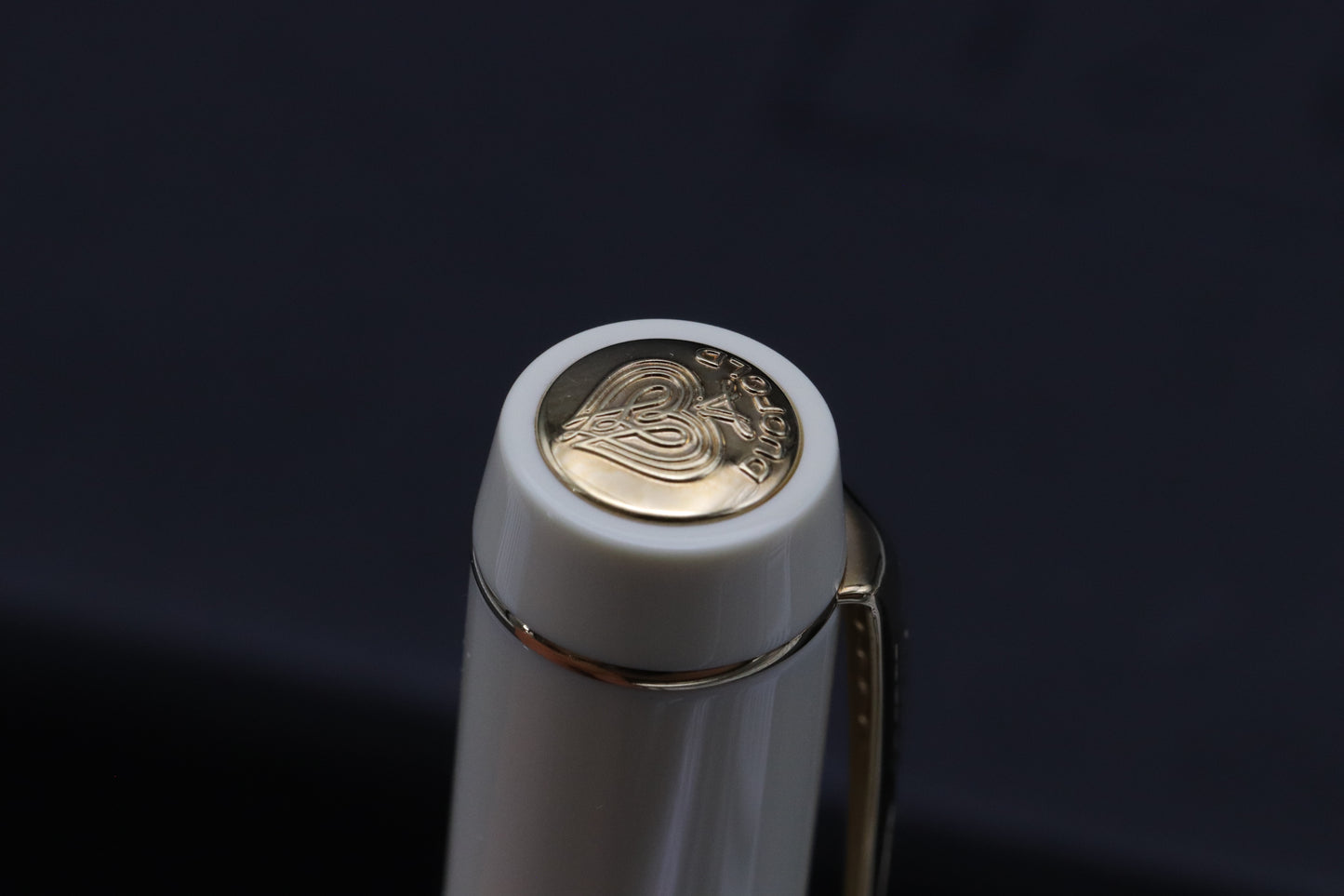Parker Duofold International Ivory-Resin GT Fountain Pen