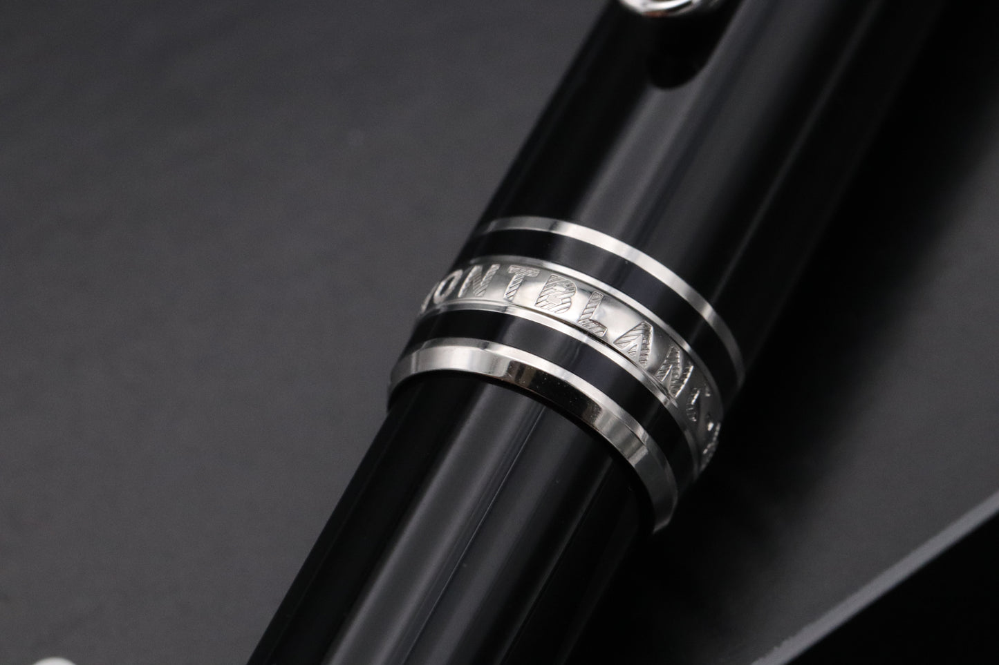 Montblanc Meisterstück 164 Classique Platinum-Coated Ballpoint Pen