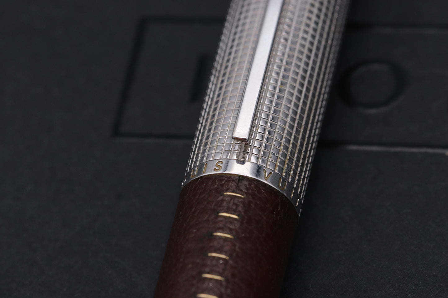 Louis Vuitton Doc Cuir Brown Leather Fountain Pen - Broad Nib