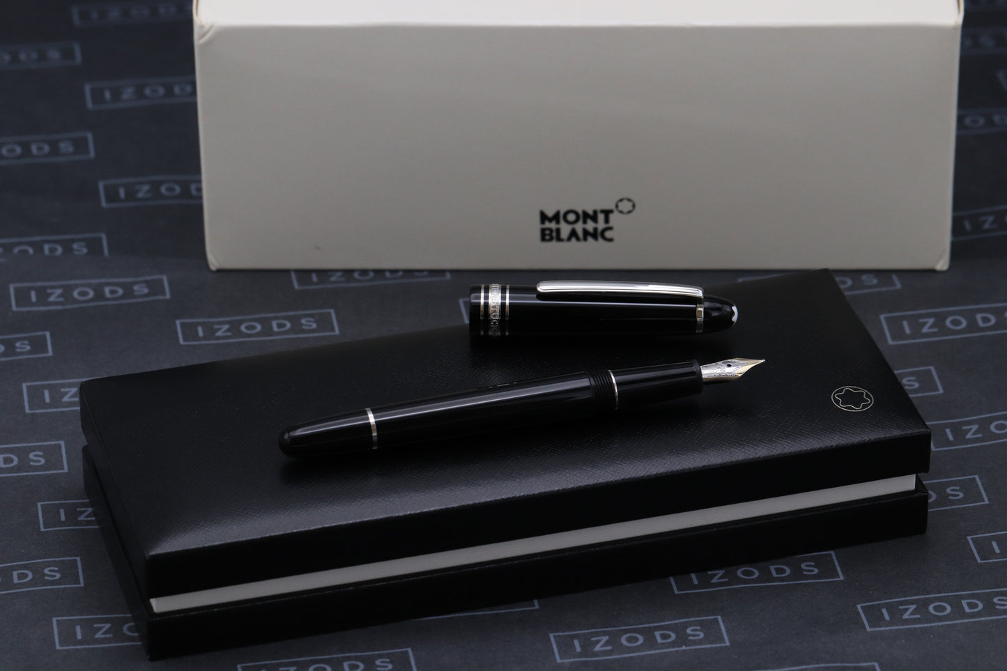 Montblanc Meisterstuck 145 Classique Platinum Coated Fountain Pen