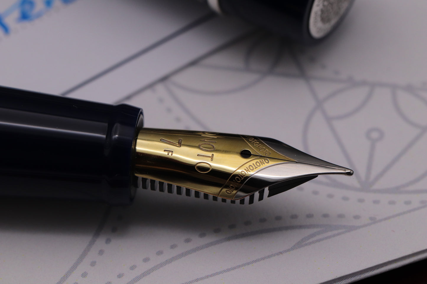 Onoto Magna The Coronation Pen LE70 Fountain Pen - UNUSED