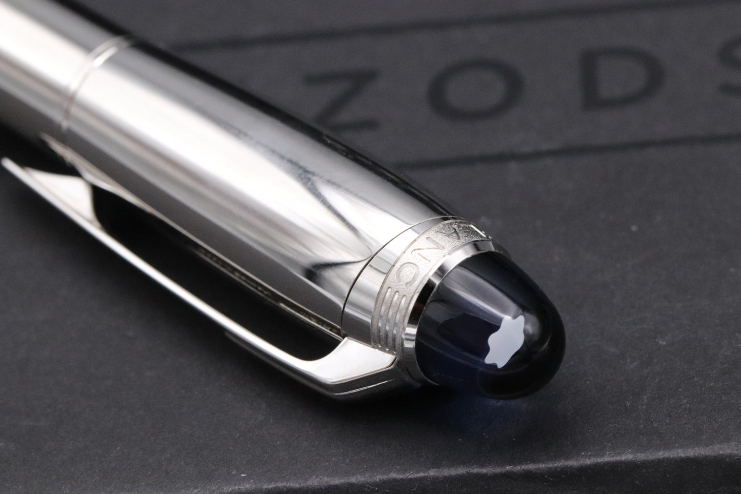 Montblanc Starwalker Metal Rollerball / Fineliner Pen