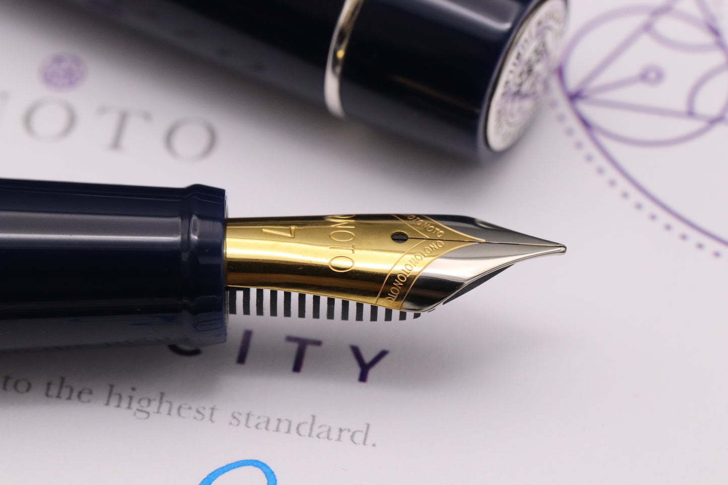 Onoto Magna The Queen's Platinum Jubilee LE70 Fountain Pen - UNUSED