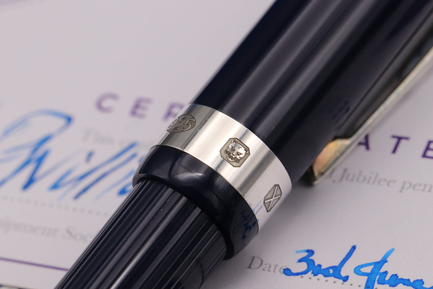 Onoto Magna The Queen's Platinum Jubilee LE70 Fountain Pen - UNUSED