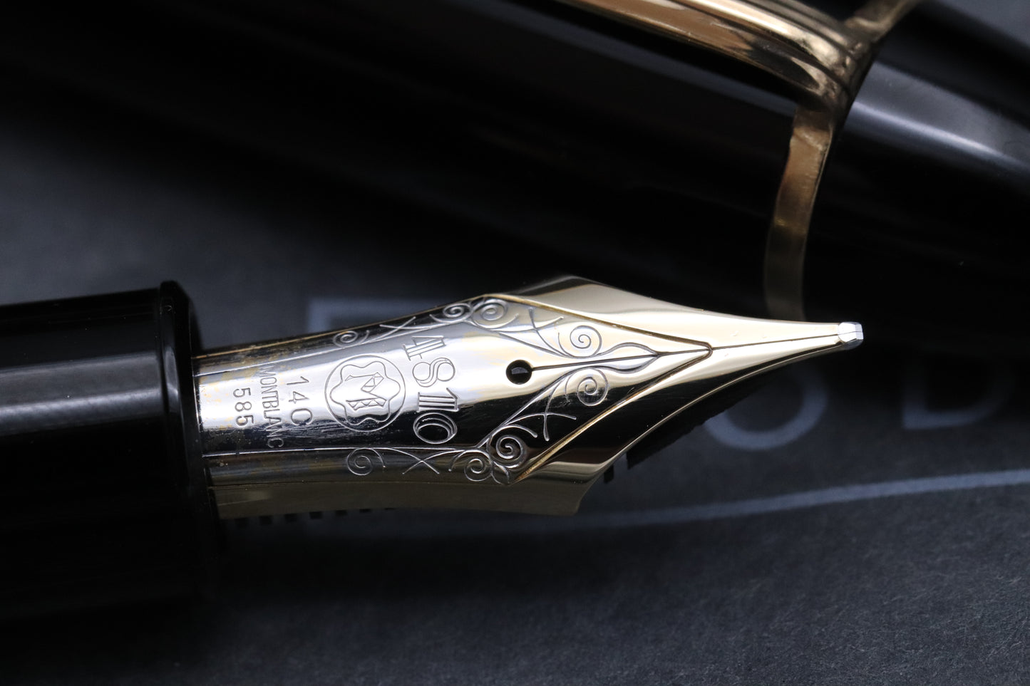 Montblanc Meisterstuck 149 Gold-Coated Fountain Pen - 1975-85 - Broad Nib