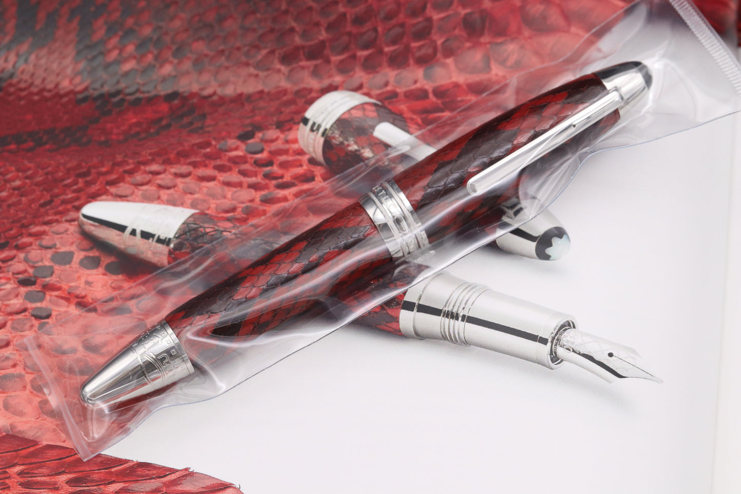 Montblanc Meisterstuck LeGrand Great Masters Python Leather Fountain Pen - FACTORY SEALED