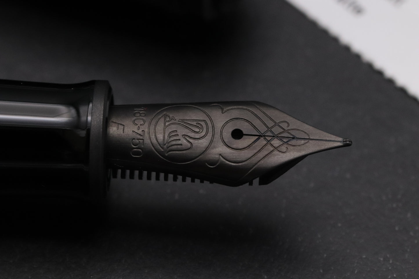Pelikan Souveran M809 Matte Black Special Edition Fountain Pen