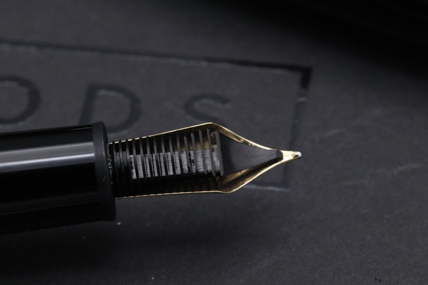 Montblanc Meisterstuck 147 Traveller Gold Coated Fountain Pen - Fine Nib