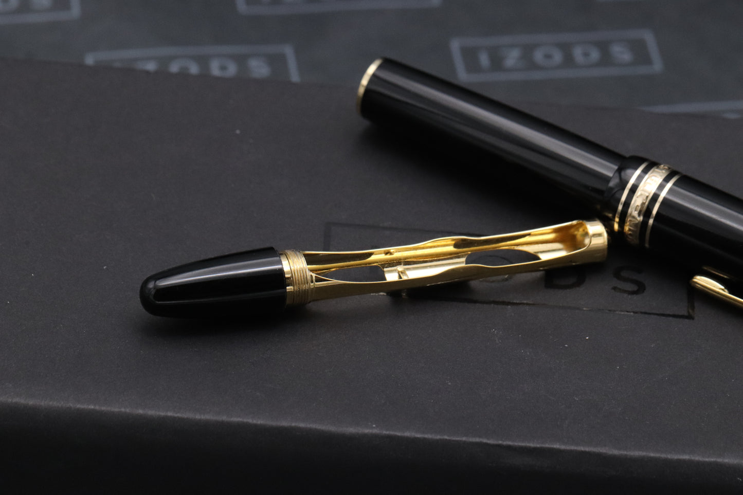 Montblanc Meisterstuck 147 Traveller Gold Coated Fountain Pen - Fine Nib