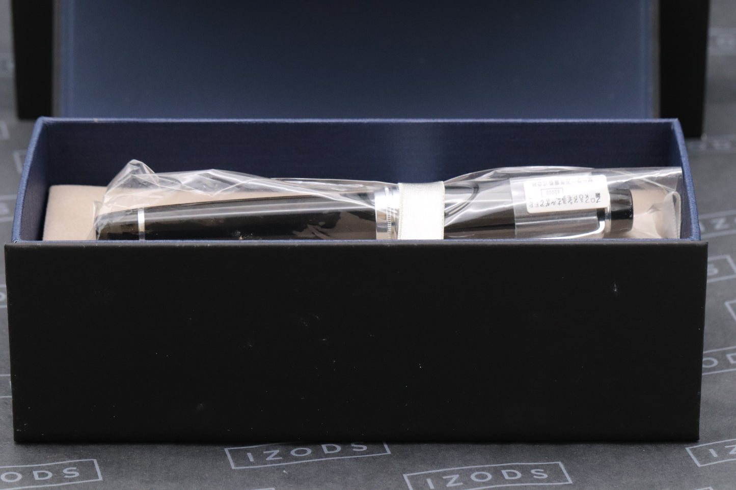Sailor Professional Gear King of Pen Black GT Fountain Pen - Broad Nib - UNUSED