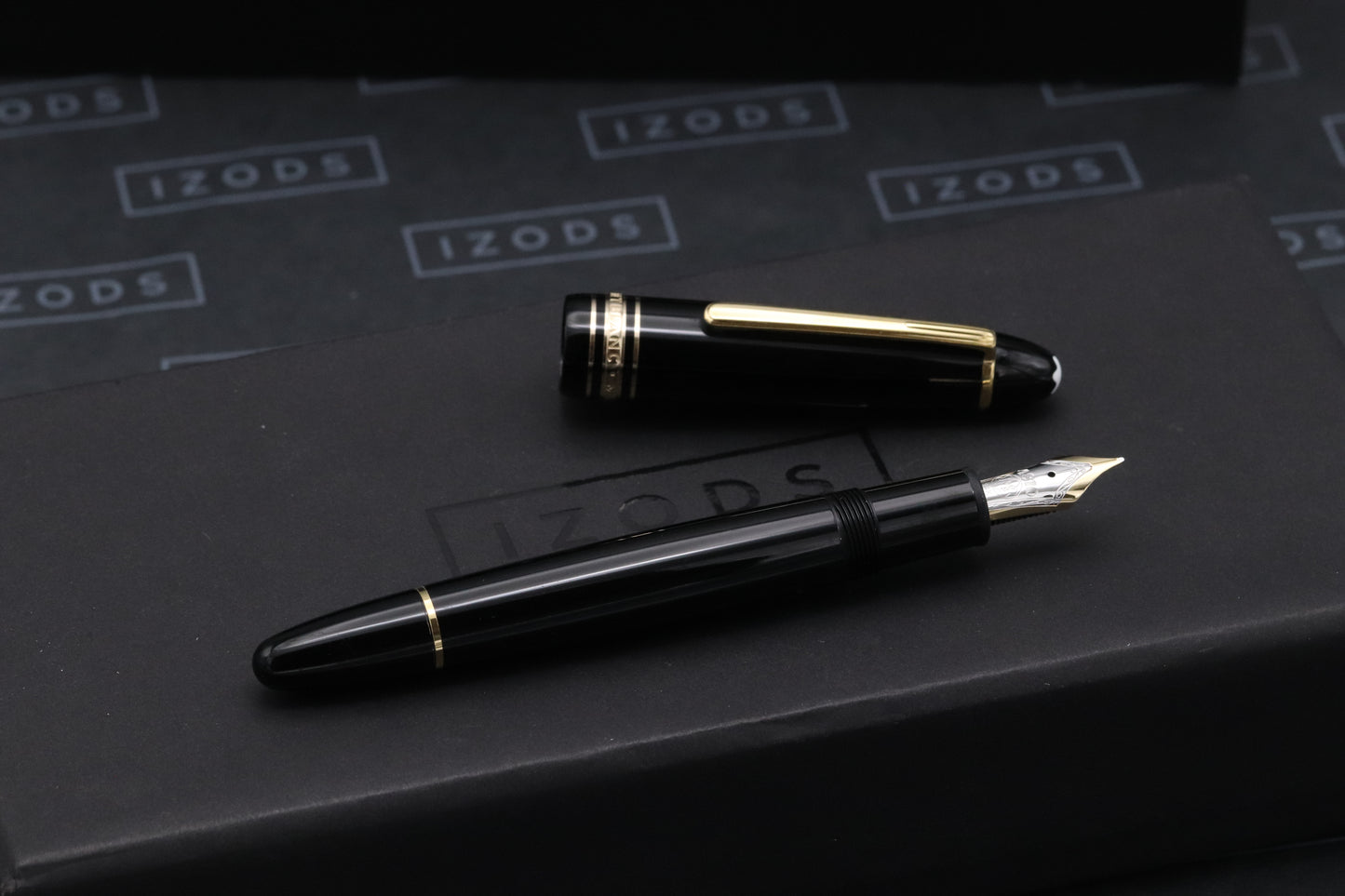 Montblanc Meisterstuck 147 Traveller Gold Coated Fountain Pen
