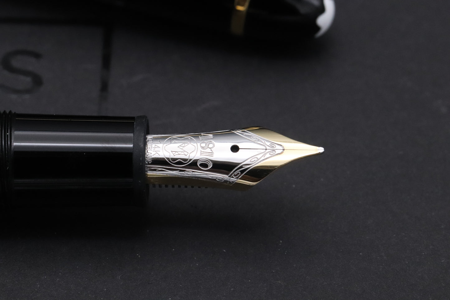 Montblanc Meisterstuck 147 Traveller Gold Coated Fountain Pen