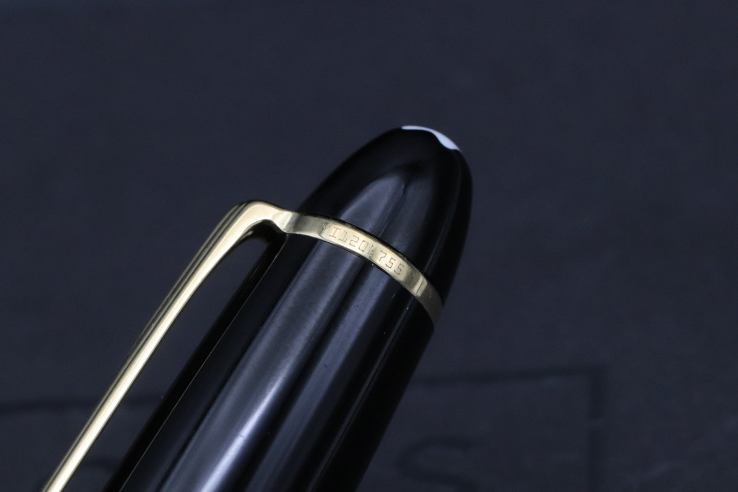 Montblanc Meisterstuck 147 Traveller Gold Coated Fountain Pen