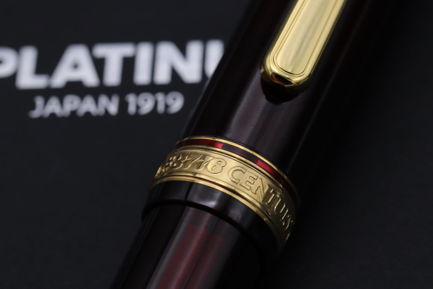 Platinum 3776 Bourgogne Red Fountain Pen - M Nib - UNUSED