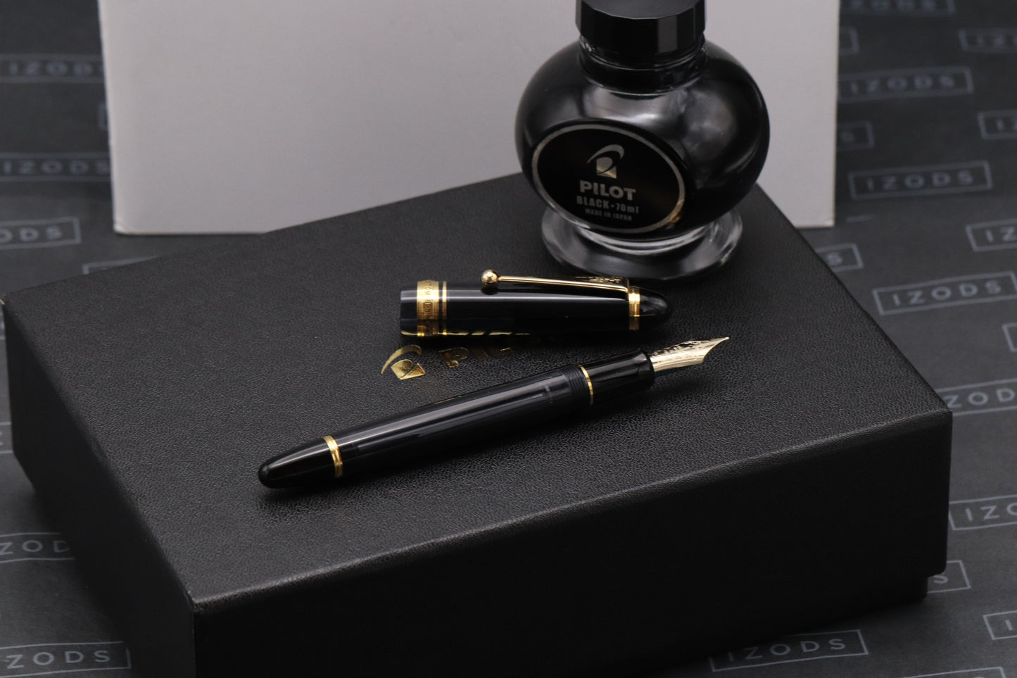 Pilot Custom 823 Smoke Fountain Pen - INKED ONCE