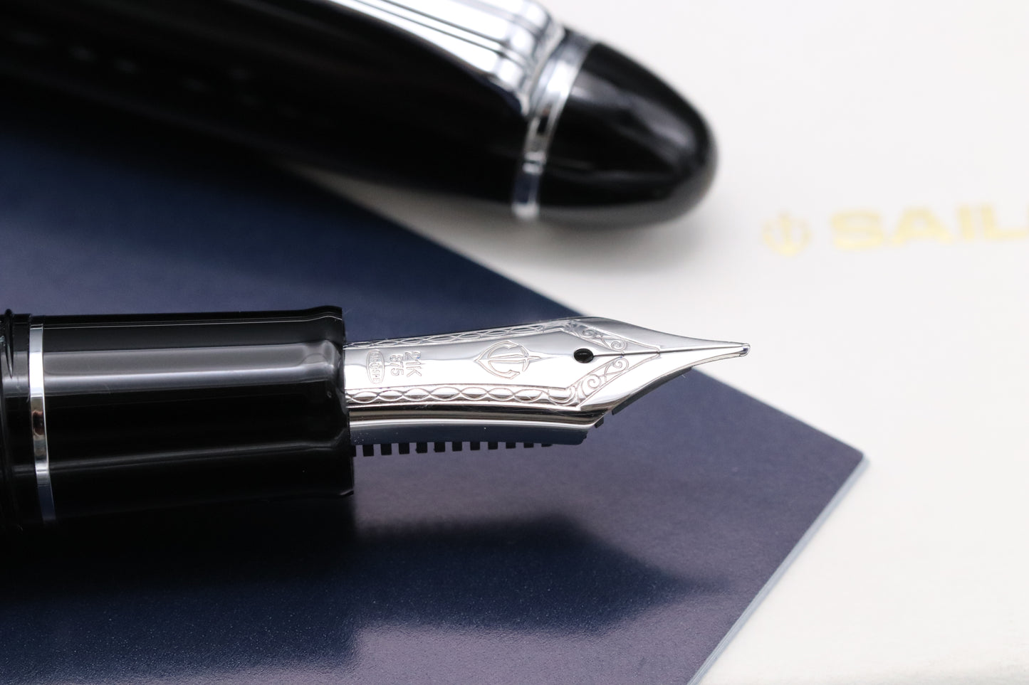 Sailor 1911L Black Rhodium Fountain Pen - 21k Medium Nib
