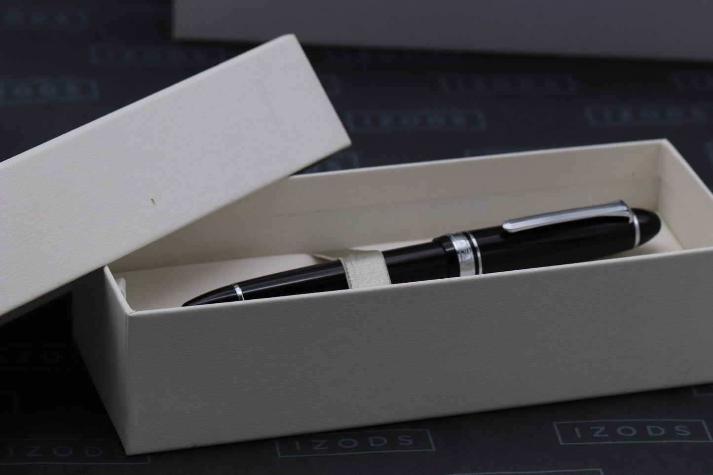 Sailor 1911L Black Rhodium Fountain Pen - 21k Medium Nib