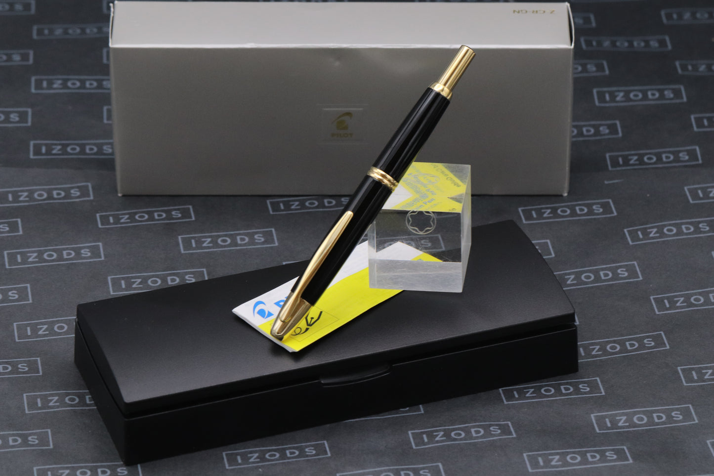 Pilot Capless Black Gold Fountain Pen - DIPPED - FM Nib