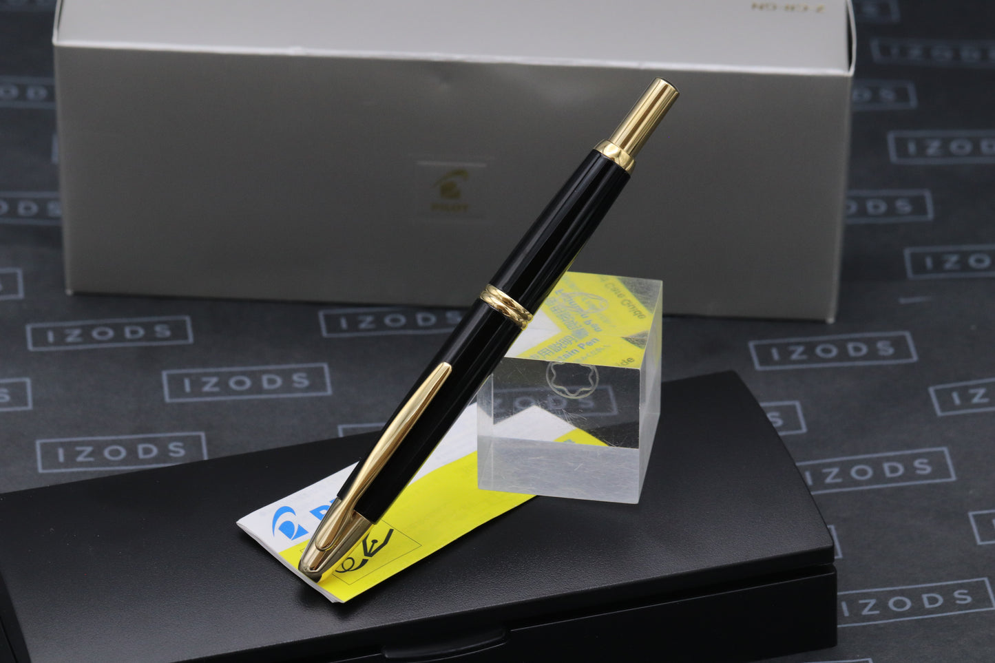 Pilot Capless Black Gold Fountain Pen - DIPPED - FM Nib