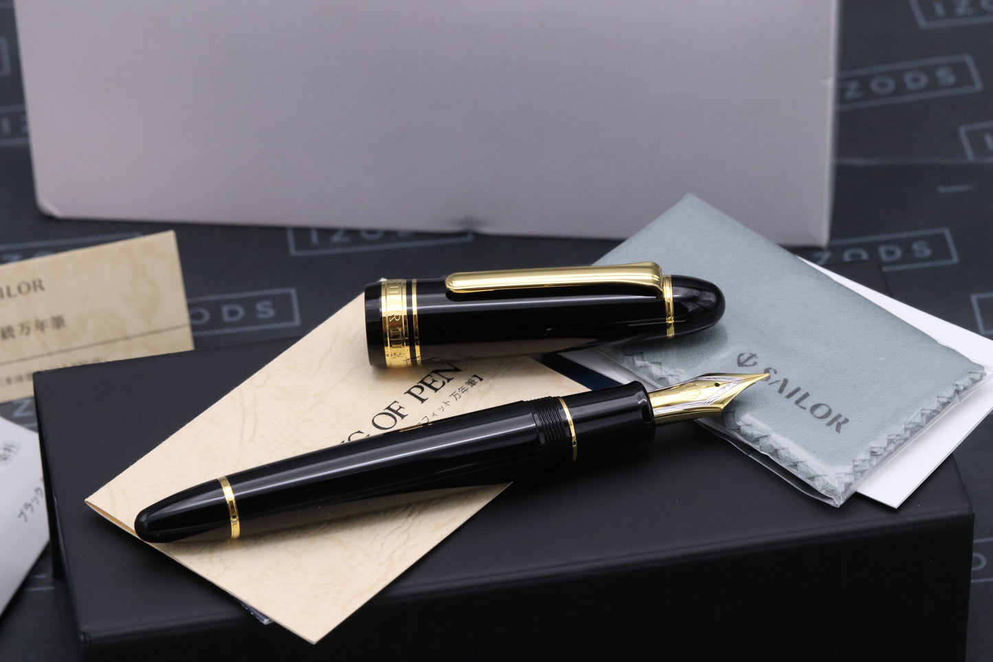 Sailor King of Pen Black Resin GT Fountain Pen - UNUSED - Broad Nib