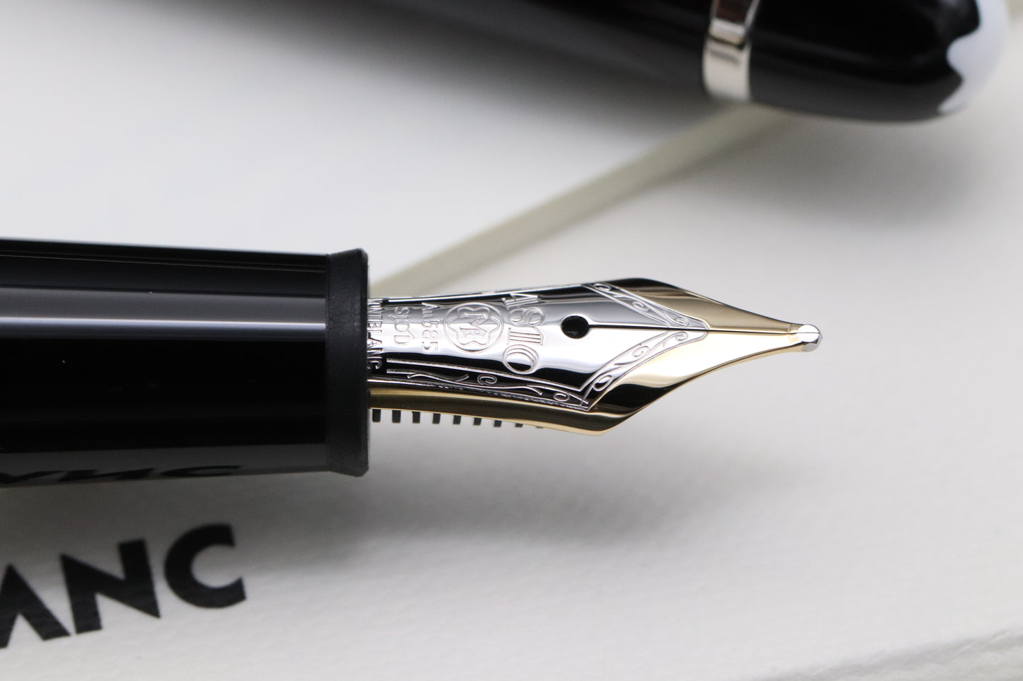 Montblanc Meisterstuck 145 Classique Platinum Coated Fountain Pen - UNUSED