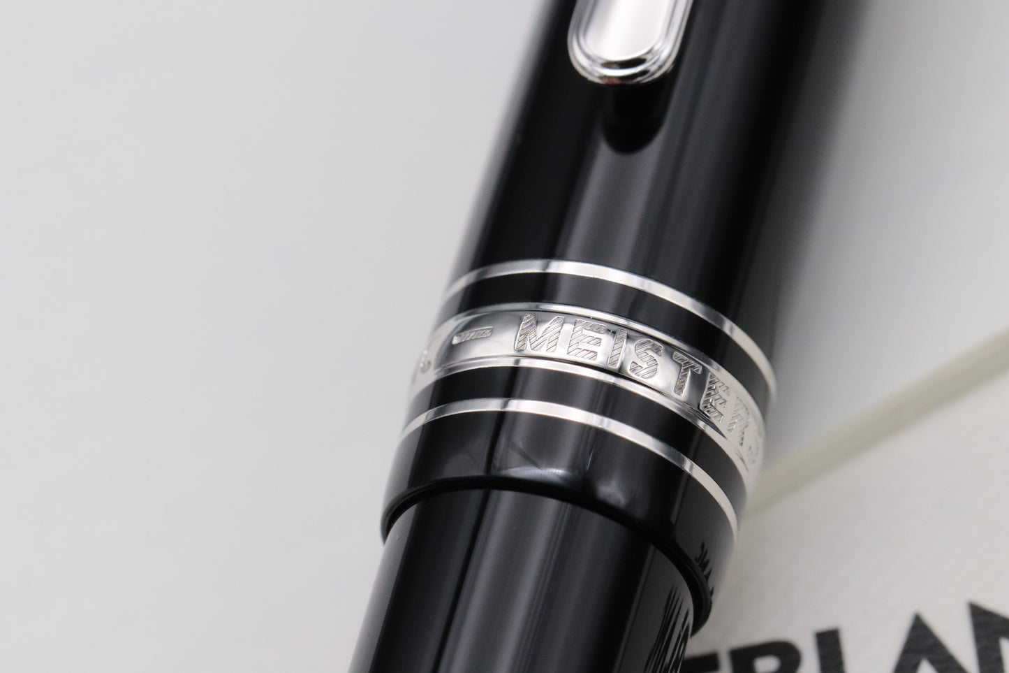 Montblanc Meisterstuck 145 Classique Platinum Coated Fountain Pen - UNUSED