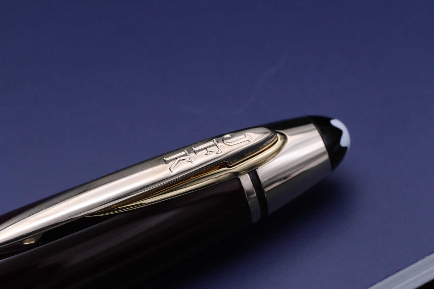 Montblanc Great Characters JFK Burgundy Fountain Pen - Serviced by MB Aug 2025