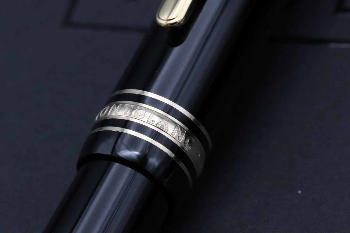 Montblanc Meisterstuck 147 Traveller Gold Coated Fountain Pen with Pouch