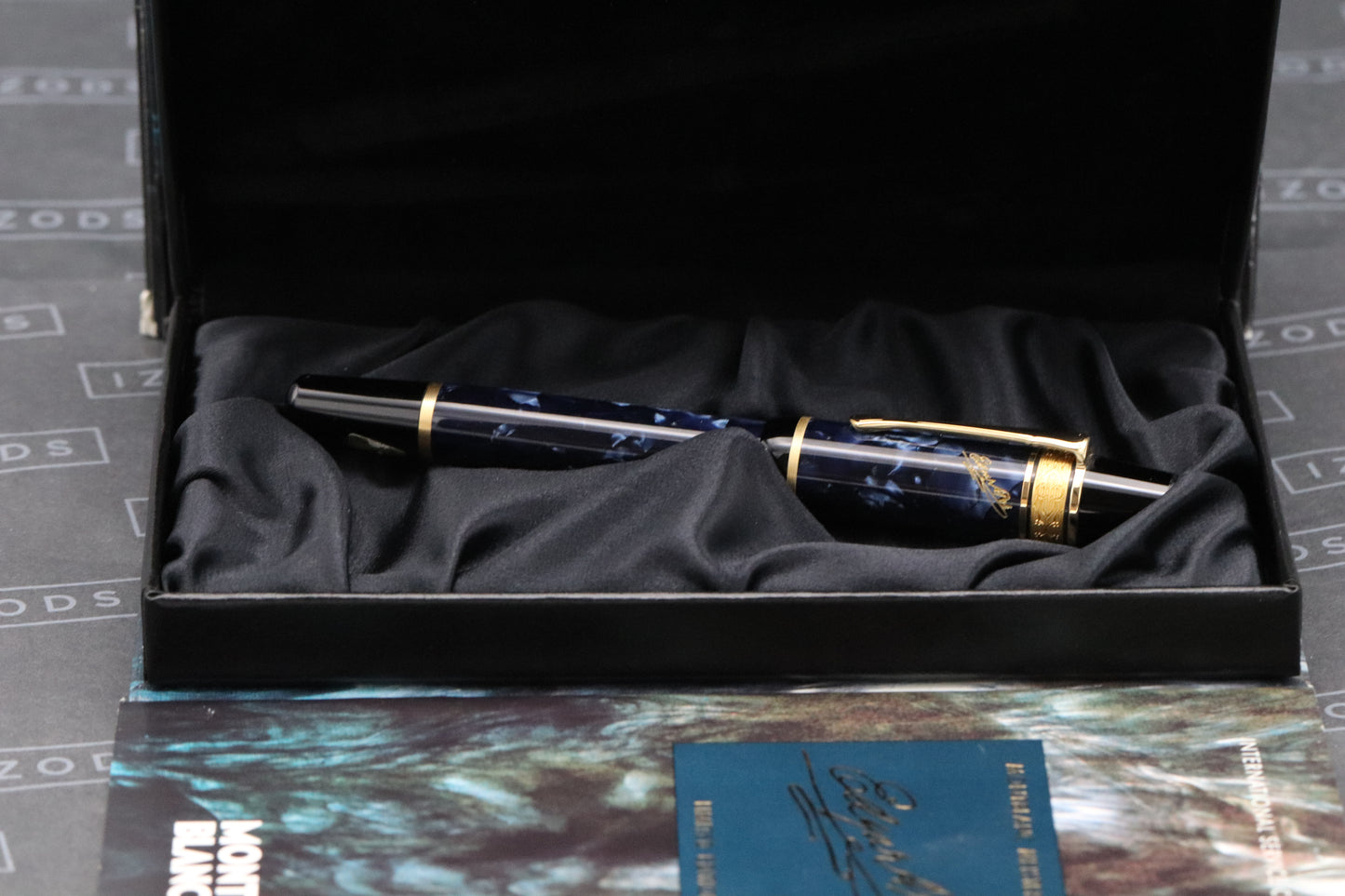 Montblanc Writers Edition Edgar Allan Poe Fountain Pen - DIPPED