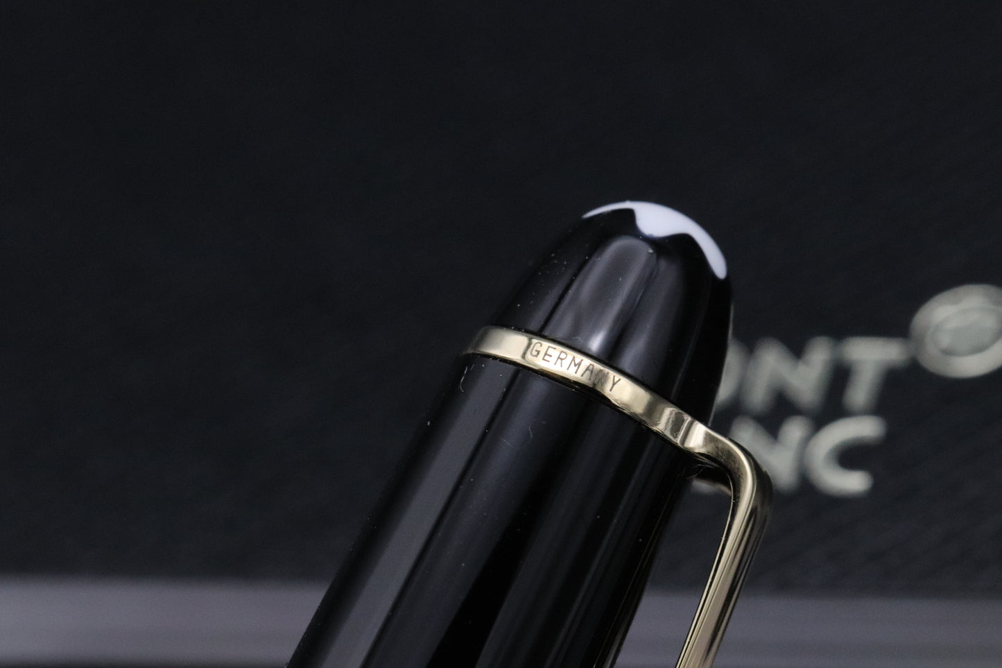 Montblanc Meisterstück 114 Mozart Gold-Coated Fountain Pen - UNUSED