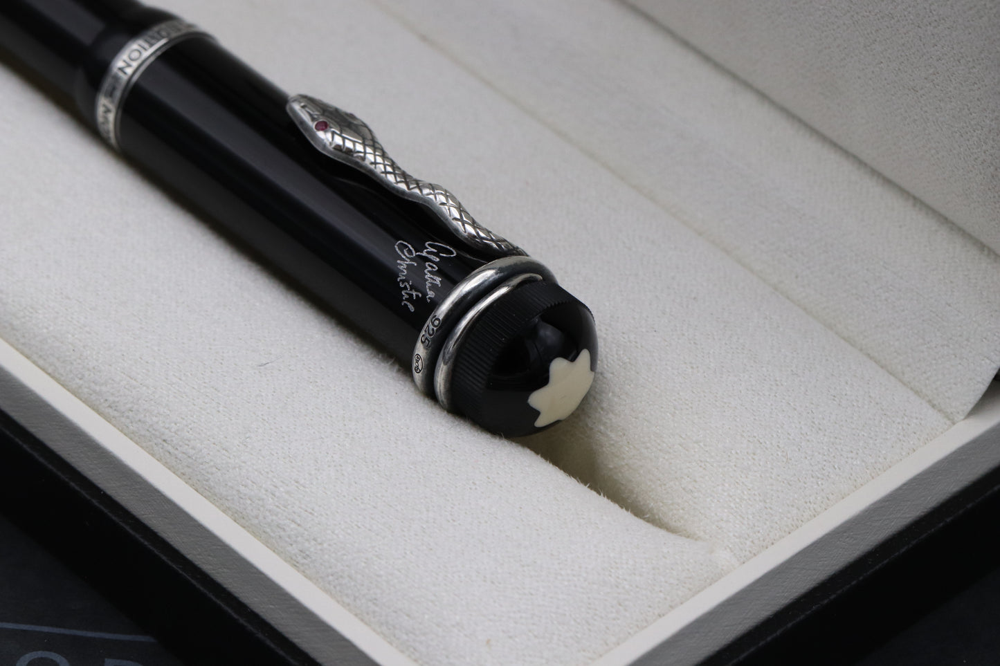 Montblanc Writers Edition Agatha Christie Fountain Pen - OB Nib