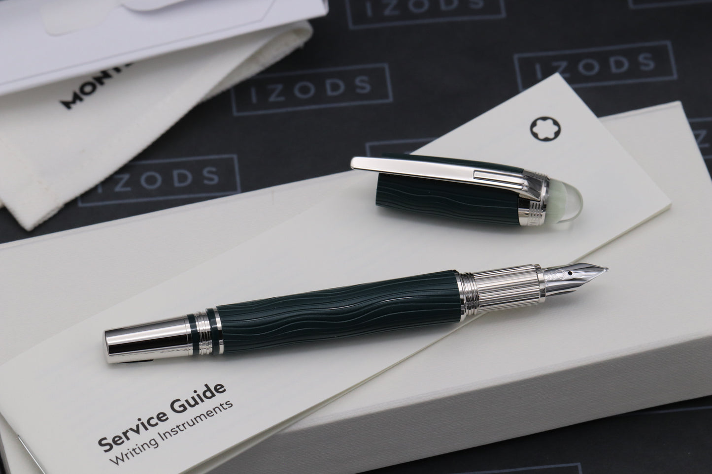 Montblanc Starwalker PolarGreen Resin Fountain Pen - UNUSED