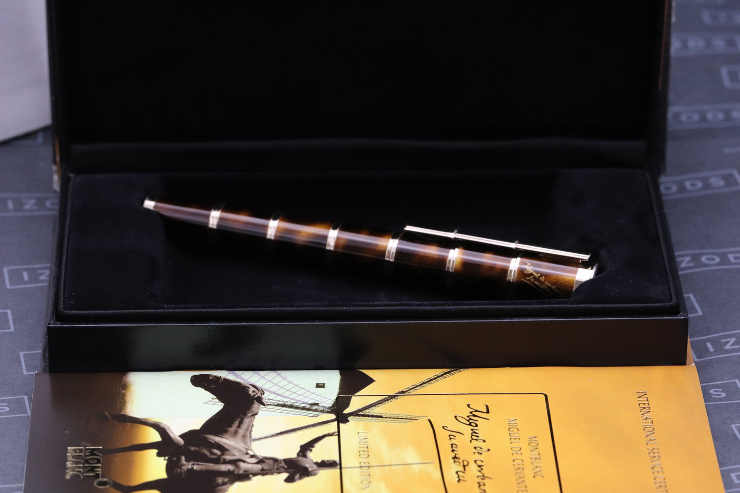 Montblanc Writers Edition Miguel de Cervantes Fountain Pen - UNUSED - Fine Nib