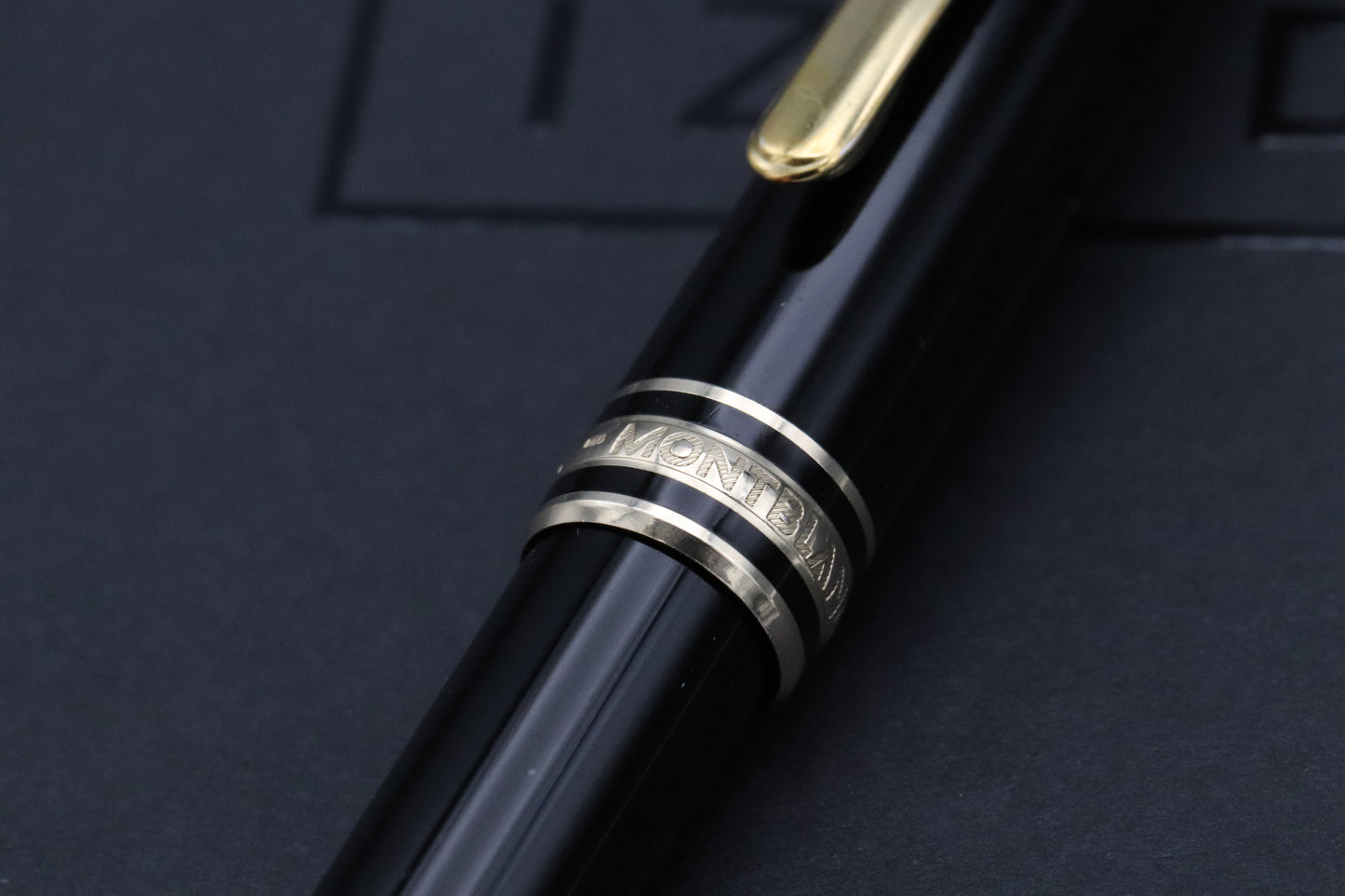 Montblanc Meisterstuck 163 Classique Gold Coated Rollerball / Fineliner Pen