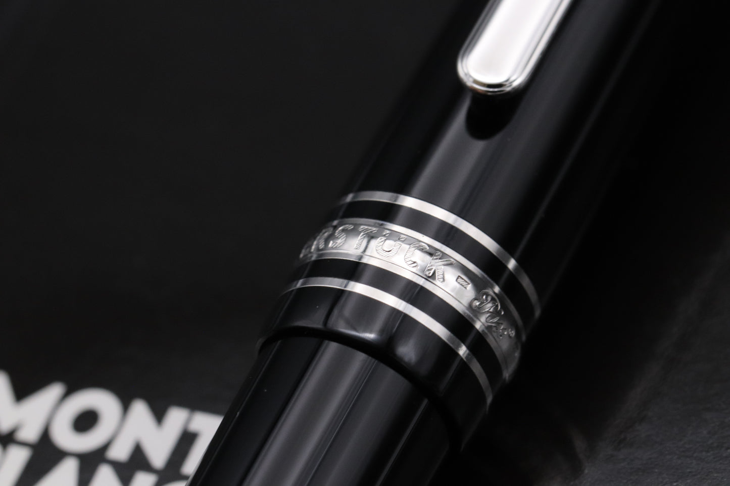 Montblanc Meisterstuck Classique Diamond Fountain Pen - UNUSED