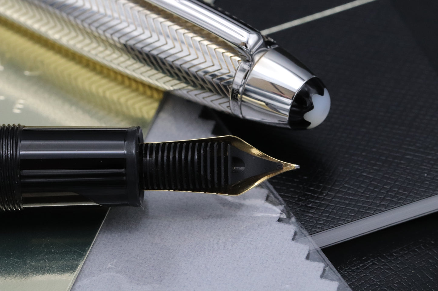 Montblanc Meisterstuck 146 LeGrand Silver Barley Diamond Fountain Pen - UNUSED - Fine Nib
