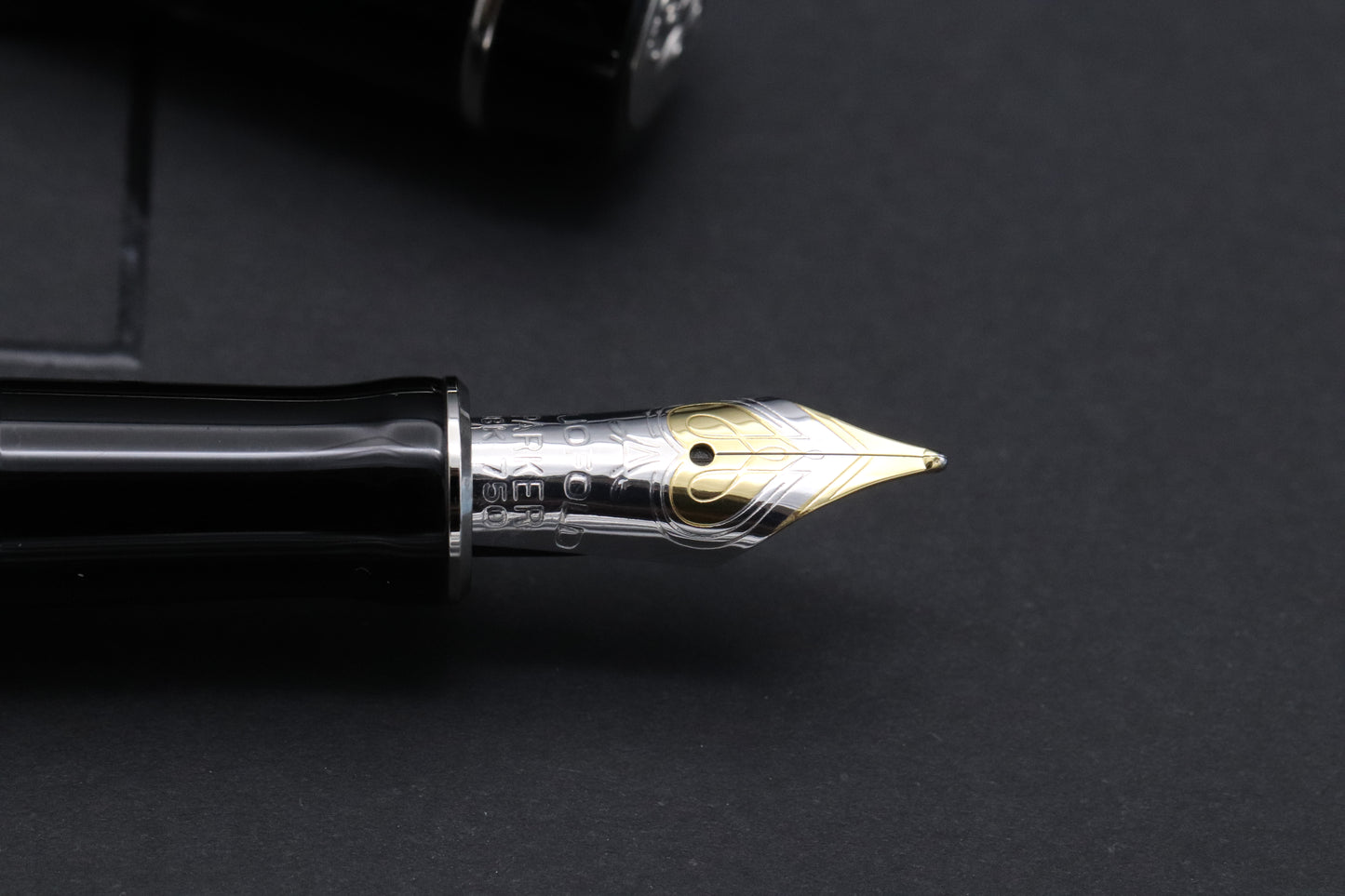 Parker Duofold International Black PT Fountain Pen