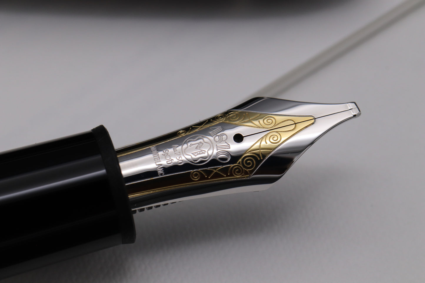 Montblanc Meisterstuck 149 Platinum-Coated Fountain Pen - Rare O3B Nib - UNUSED