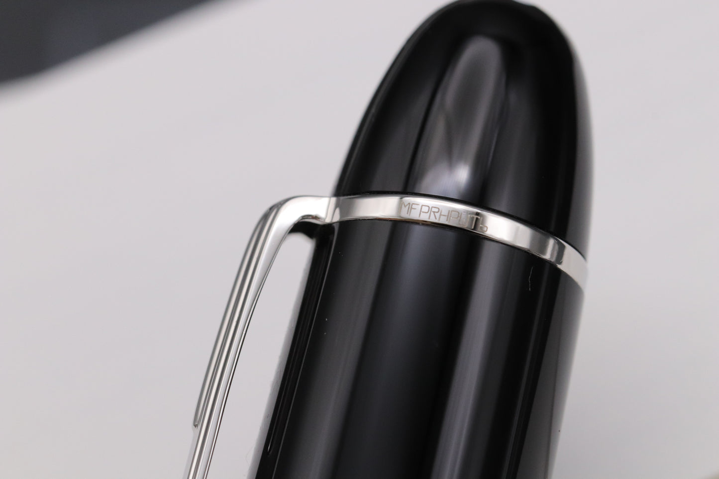 Montblanc Meisterstuck 149 Platinum-Coated Fountain Pen - Rare O3B Nib - UNUSED